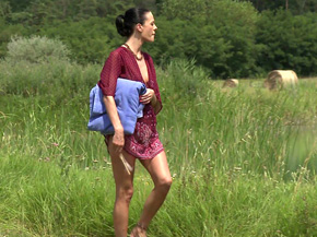 Woman shows sodomized by a voyeur in the wilderness 1
